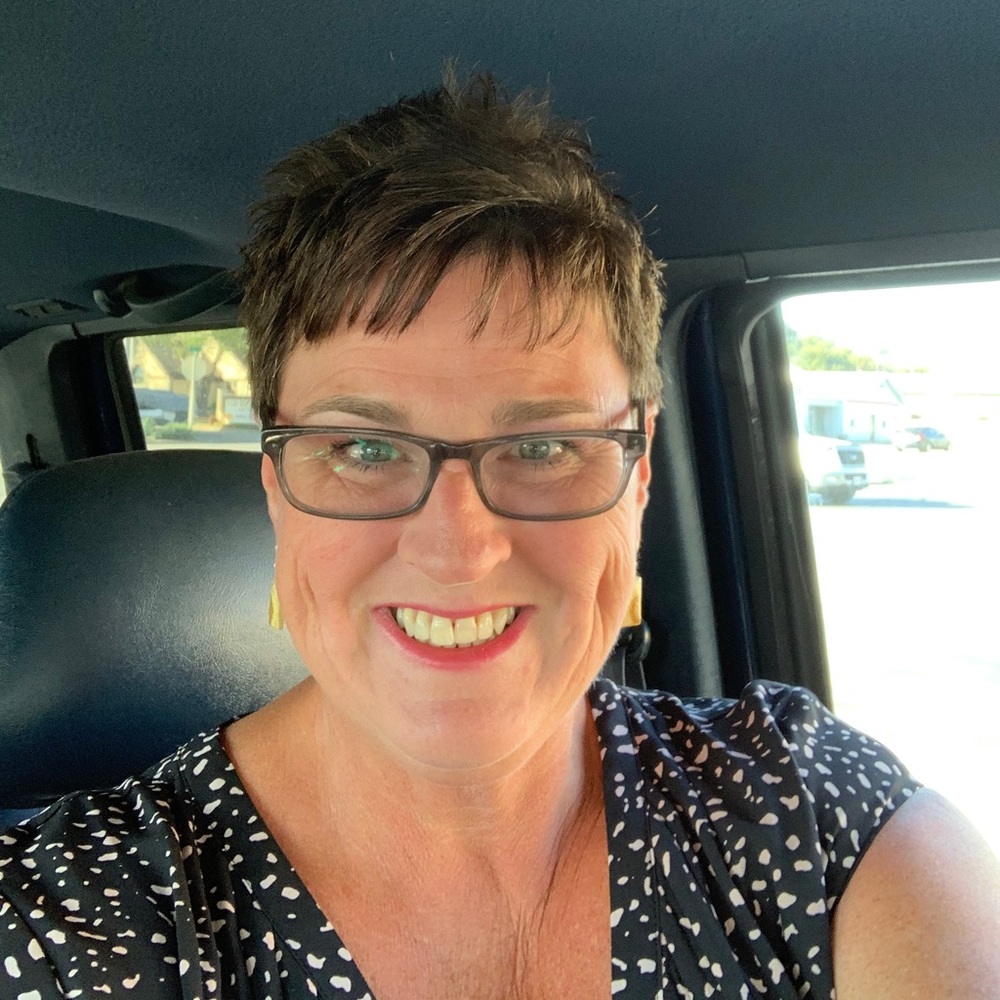 Meet your Posher, Melissa